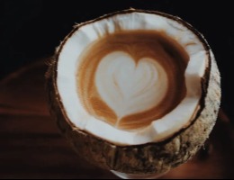 Hindistan Cevizli Latte
